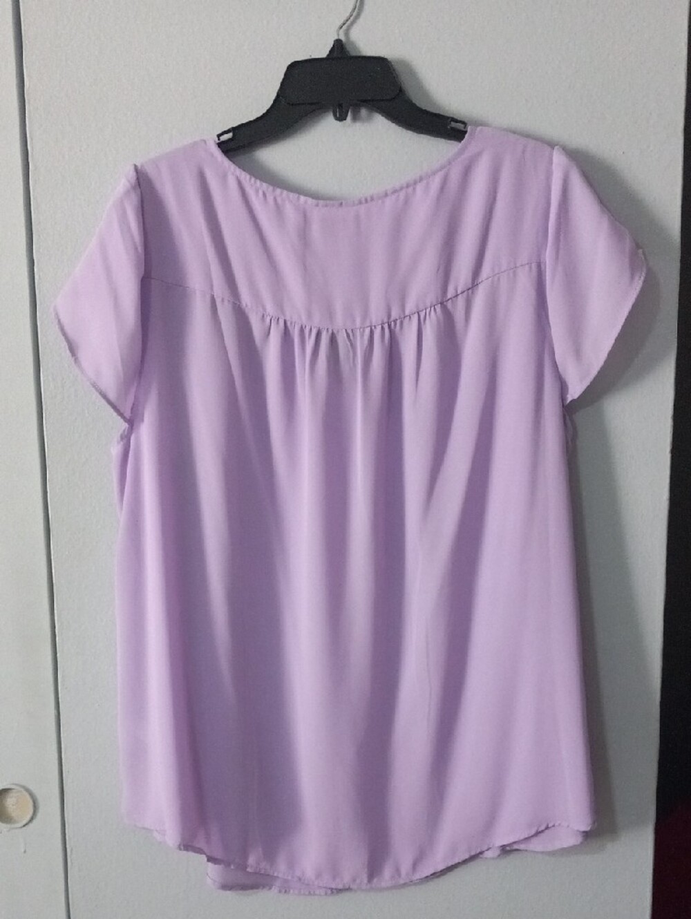 torrid Lilac Cutwork V-Neck Flutter Sleeve Blouse Size 1X NWT - Picture 7 of 7